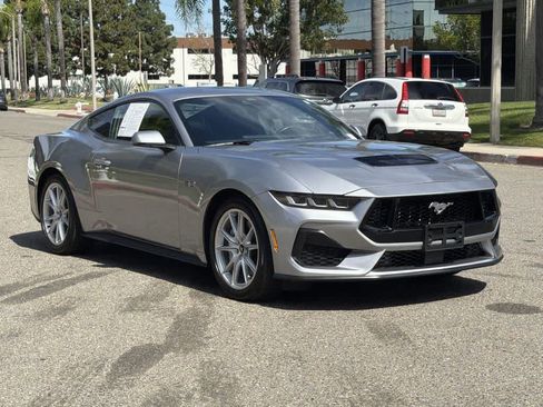Used 2024 Ford Mustang GT Premium image 8