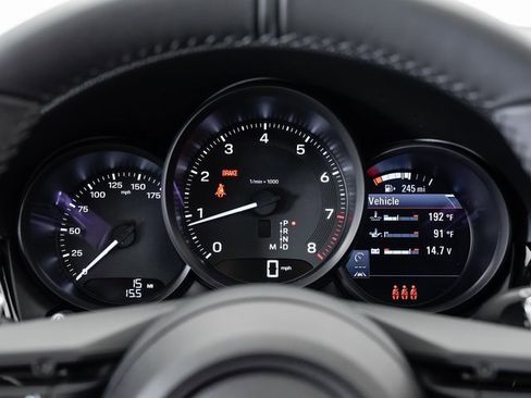 New 2025 Porsche Macan image 15