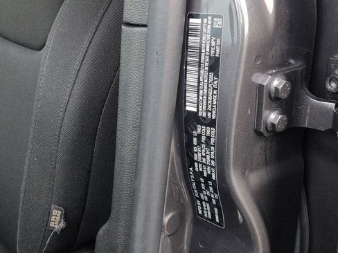 Used 2020 Jeep Renegade Sport w/ Sport Appearance Group image 34