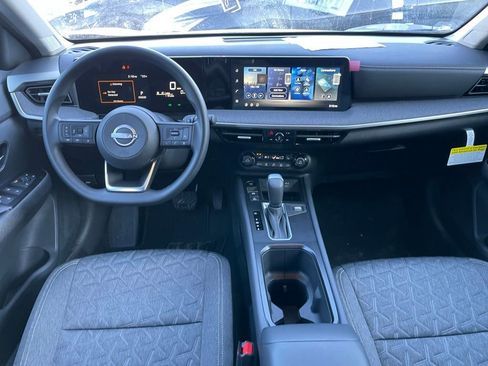 Used 2026 Nissan Kicks SV w/ SV Premium Package image 12