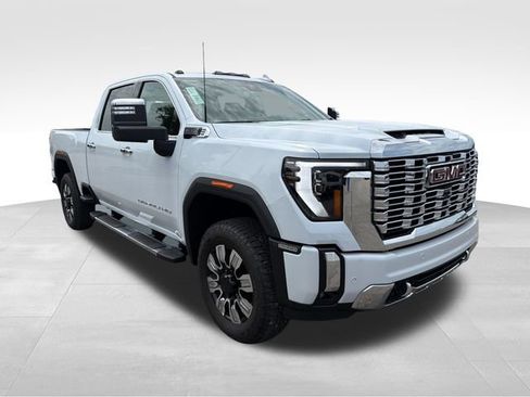 New 2026 GMC Sierra 2500 Denali w/ Denali Reserve Package AWD/4WD image 1
