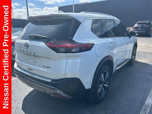 Used 2023 Nissan Rogue SL w/ SL Premium Package image 3