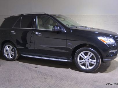 Used 2012 Mercedes-Benz ML 350 BlueTEC 4MATIC w/ Premium 2 Pkg