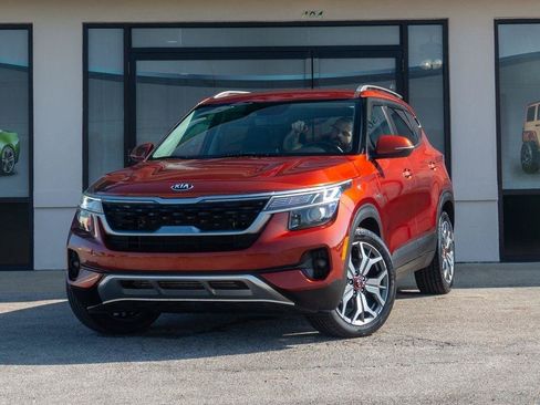 Used 2021 Kia Seltos S AWD/4WD image 6