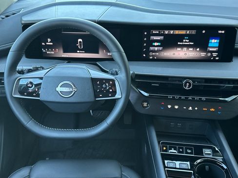 Certified 2025 Nissan Murano SV AWD/4WD image 13