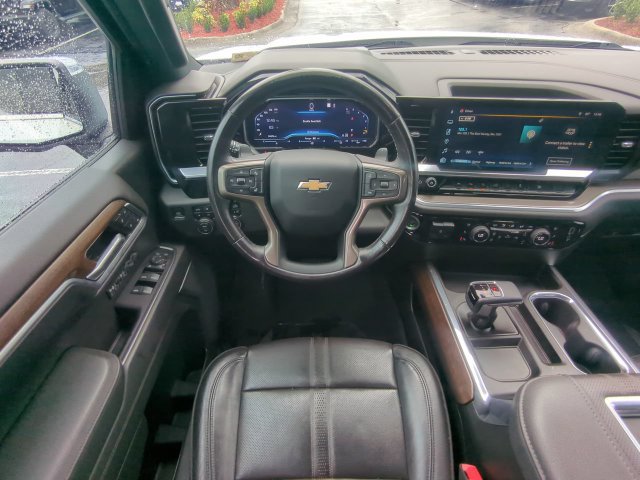 Used 2022 Chevrolet Silverado 1500 High Country AWD/4WD image 18