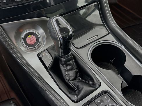 Used 2018 Nissan Maxima Platinum image 22