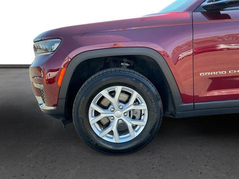Used 2023 Jeep Grand Cherokee L Limited image 13