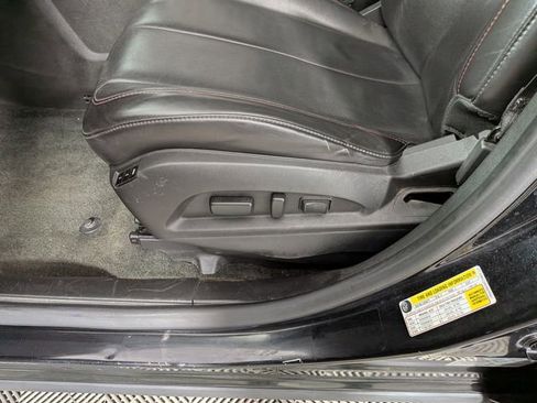 Used 2017 Chevrolet Equinox LT w/ Midnight Edition FWD image 12