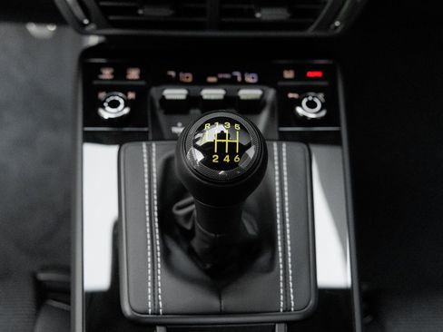 Certified 2026 Porsche 911 GT3 RWD image 31
