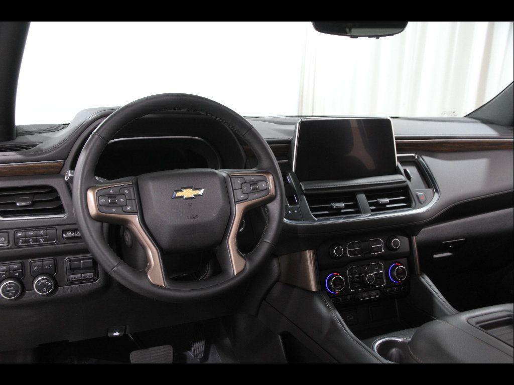 Certified 2023 Chevrolet Tahoe High Country AWD/4WD image 7