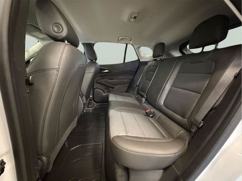 Certified 2024 Chevrolet Trax LT w/ Driver Confidence Package FWD image 28
