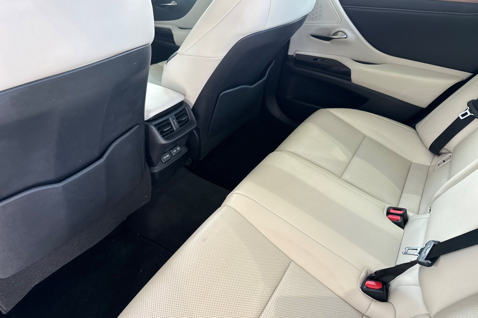 Certified 2023 Lexus ES 350 w/ Premium Package FWD image 15