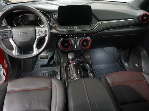 Certified 2025 Chevrolet Blazer RS w/ Driver Confidence II Package image 17