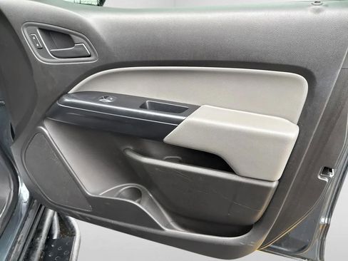 Used 2017 Chevrolet Colorado W/T w/ Custom Special Edition image 13