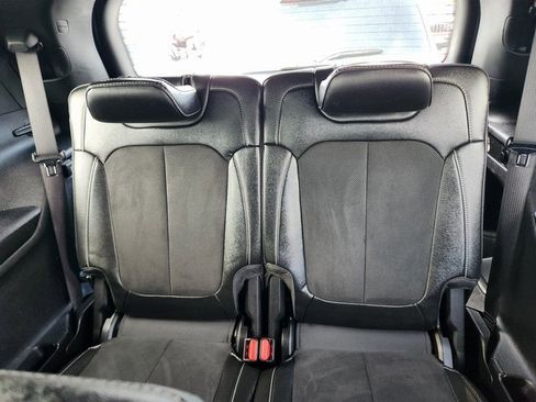 Used 2024 Jeep Grand Cherokee L Laredo image 8