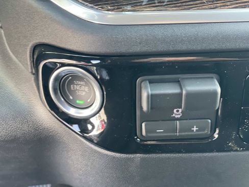 New 2026 GMC Sierra 2500 SLE w/ Preferred Package AWD/4WD image 18