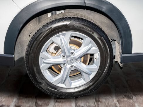 Certified 2023 Honda HR-V LX image 40