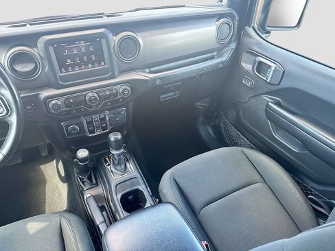 Used 2021 Jeep Wrangler Unlimited Willys image 29