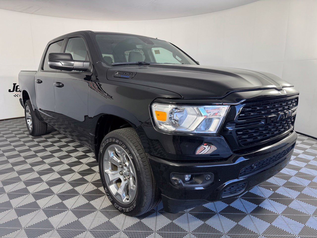 Used 2023 RAM 1500 Big Horn AWD/4WD image 6