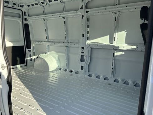New 2026 RAM ProMaster 2500 w/ Convenience Group image 29