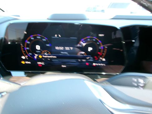 New 2026 Chevrolet Suburban Z71 w/ Comfort Package image 28