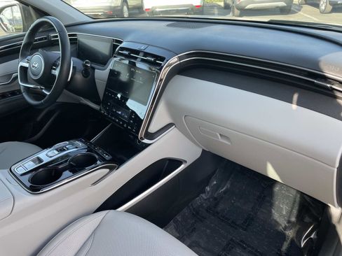 Certified 2023 Hyundai Tucson Limited image 29