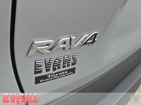 Certified 2025 Toyota RAV4 XLE AWD/4WD image 4