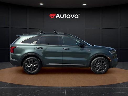 Used 2022 Kia Sorento SX Prestige w/ Rust Color Package AWD/4WD image 6