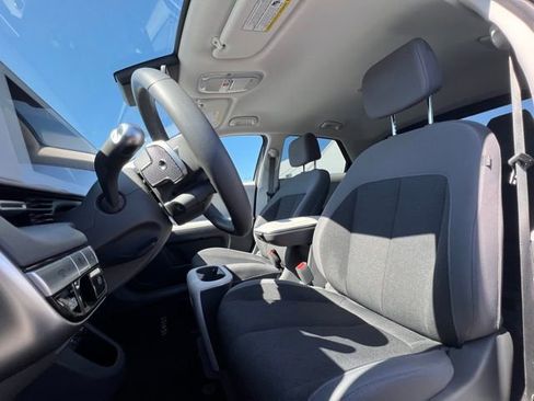 Used 2024 Hyundai Ioniq 5 SE image 16