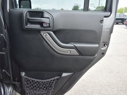 Used 2017 Jeep Wrangler Unlimited Sport w/ Quick Order Package 24S AWD/4WD image 32