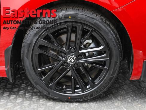 Used 2025 Toyota Camry SE w/ Convenience Package image 31