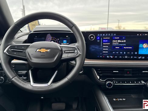 Certified 2025 Chevrolet Tahoe High Country w/ Sun And Tow Package image 16