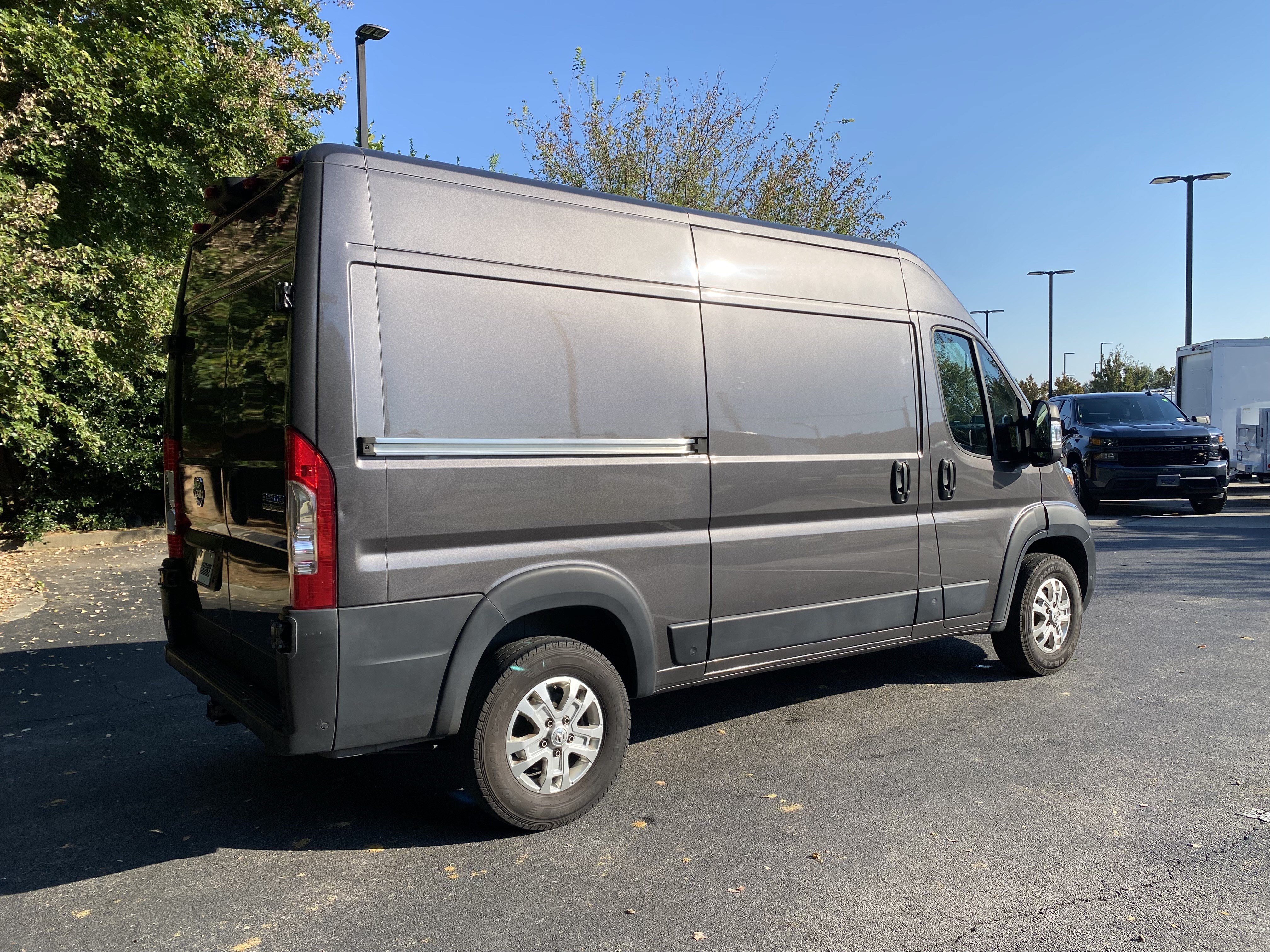 Used 2024 RAM ProMaster 3500 w/ Quick Order Package 22G SLT FWD image 9