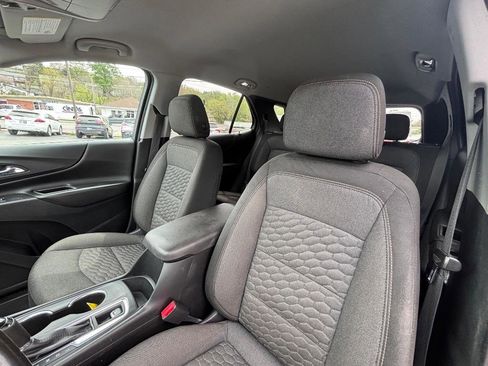 Used 2020 Chevrolet Equinox LT FWD image 19