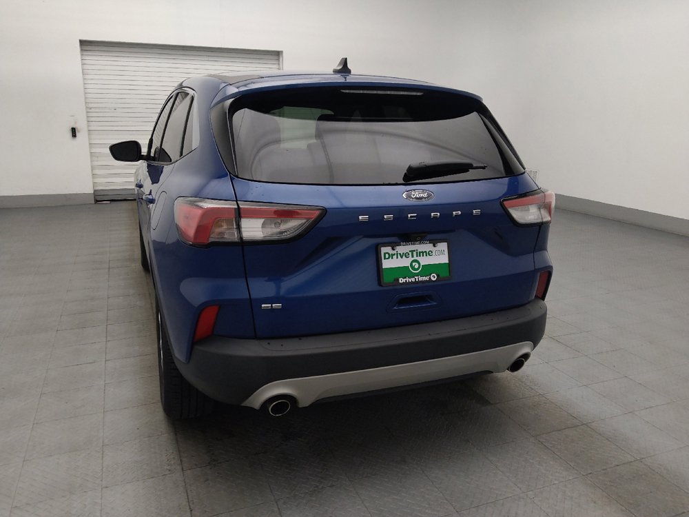 Used 2022 Ford Escape SE w/ Cold Weather Package FWD image 6