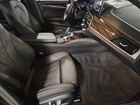 Certified 2023 BMW 530i w/ Convenience Package RWD image 22