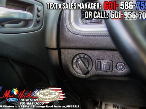 Used 2022 Dodge Charger SXT w/ Plus Group RWD image 21