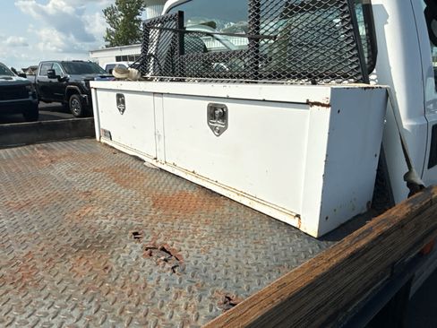 Used 2004 Ford F350 XL AWD/4WD image 28
