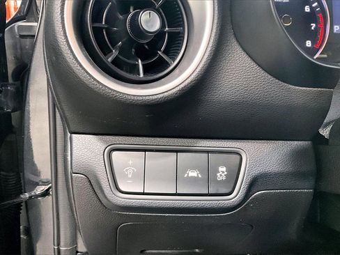 Used 2021 Kia Forte LXS image 16