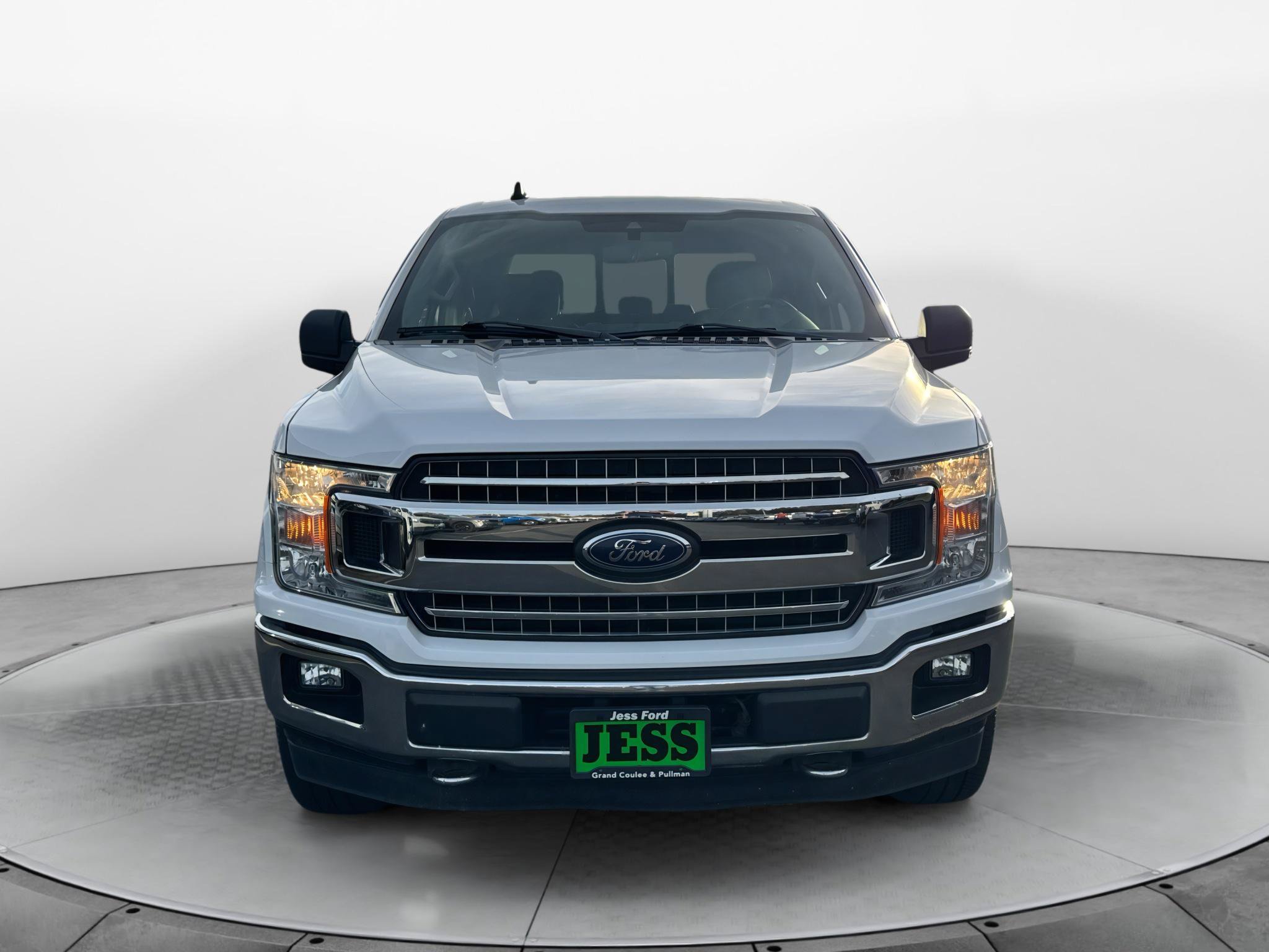 Used 2019 Ford F150 XLT w/ Equipment Group 302A Luxury AWD/4WD image 8