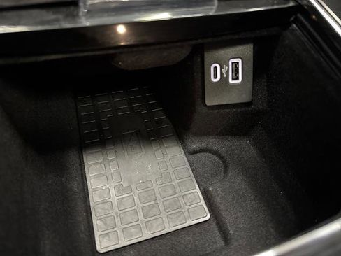 Used 2023 Lincoln Nautilus Reserve image 24