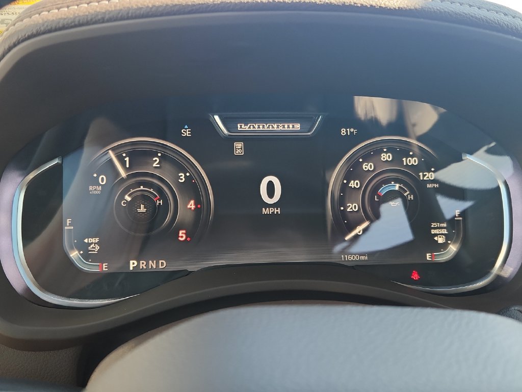 Certified 2025 RAM 3500 Laramie AWD/4WD image 17