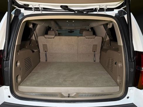 Used 2018 Chevrolet Suburban LT w/ Max Trailering Package AWD/4WD image 21