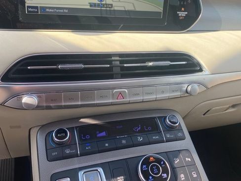 Used 2020 Hyundai Palisade Limited w/ Winter Weather Package AWD/4WD image 5