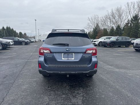 Used 2017 Subaru Outback 3.6R Limited image 6