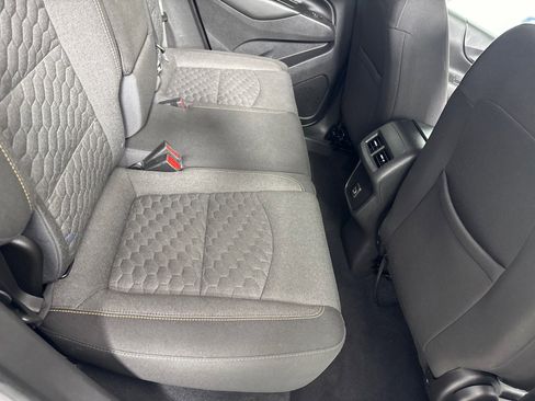 Used 2021 Chevrolet Equinox LT image 22
