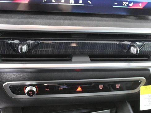 New 2026 BMW X5 xDrive40i w/ M Sport Package image 16