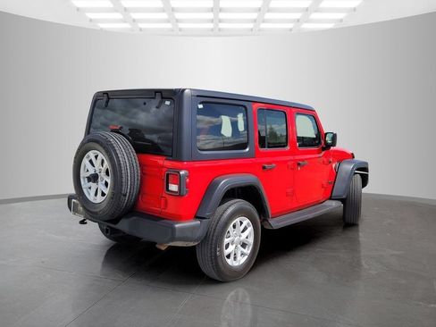 Used 2023 Jeep Wrangler Unlimited Sport AWD/4WD image 4