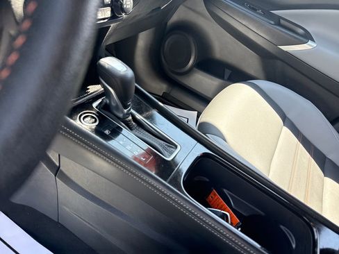 Used 2023 Nissan Kicks SR w/ SR Premium Package FWD image 25